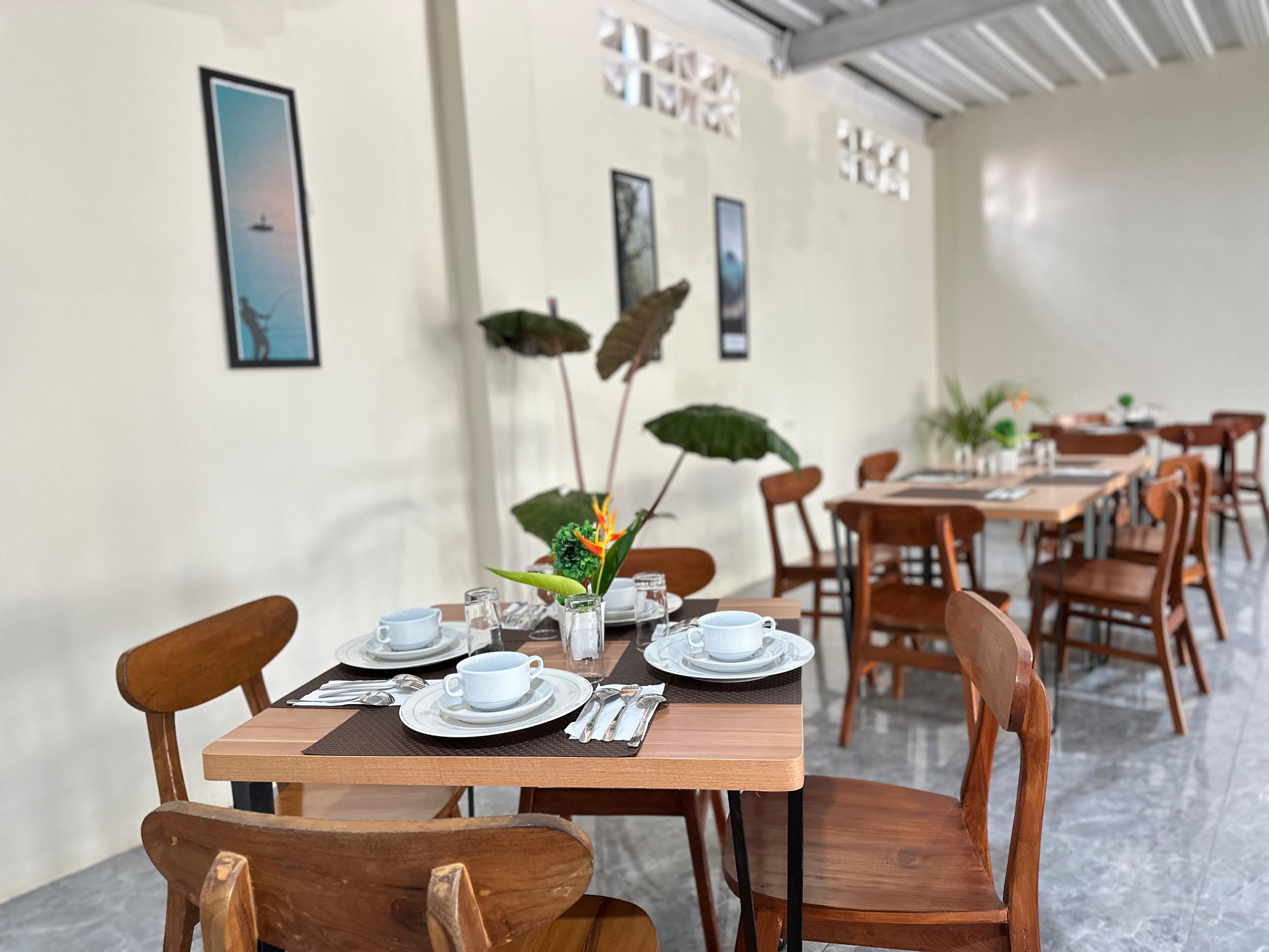 Bell Hotel Resto